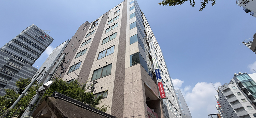 錦TKGビル周辺の街並み